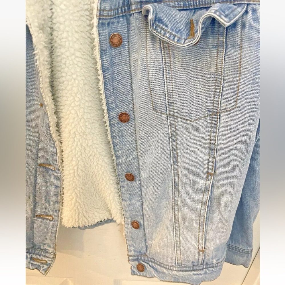 Vintage RSQ Denim Jacket With Sherpa Collar And Lining Fall Layering Blue, XS - Picture 11 of 16